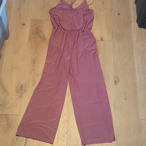 Gilli Plum Wide Leg Jumpsuit Size Medium